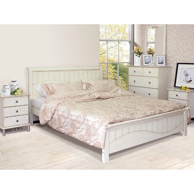 Wooden beds3655