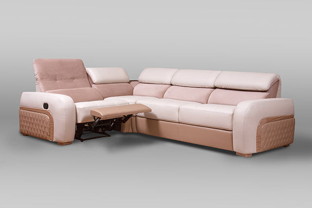 У фабрики «Треви» — новый диван с «червяком» и реклайнером