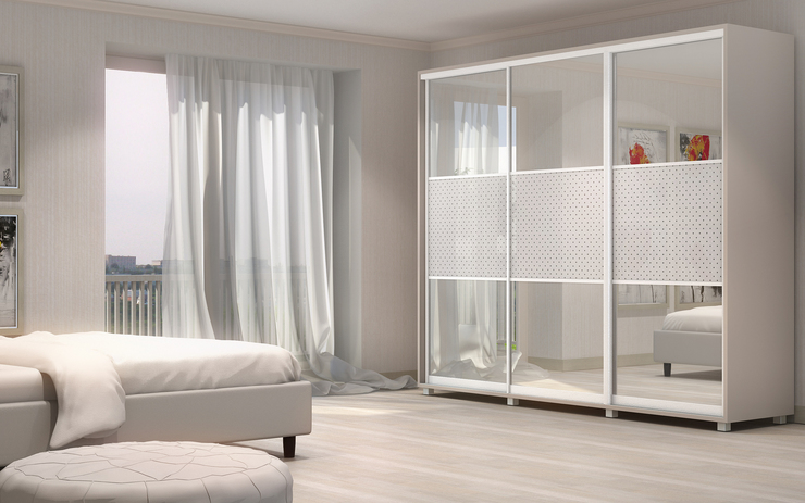 шкаф купе с зеркальными вставками