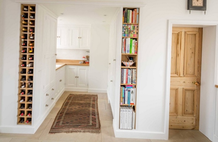 встроенный стеллаж