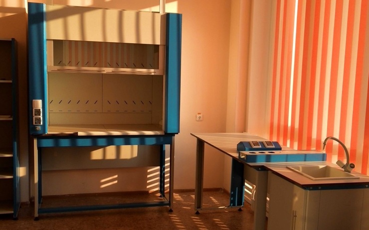 лабораторный шкаф