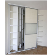 Shkaf kupe uglovoy s otkritimi polkami 1 