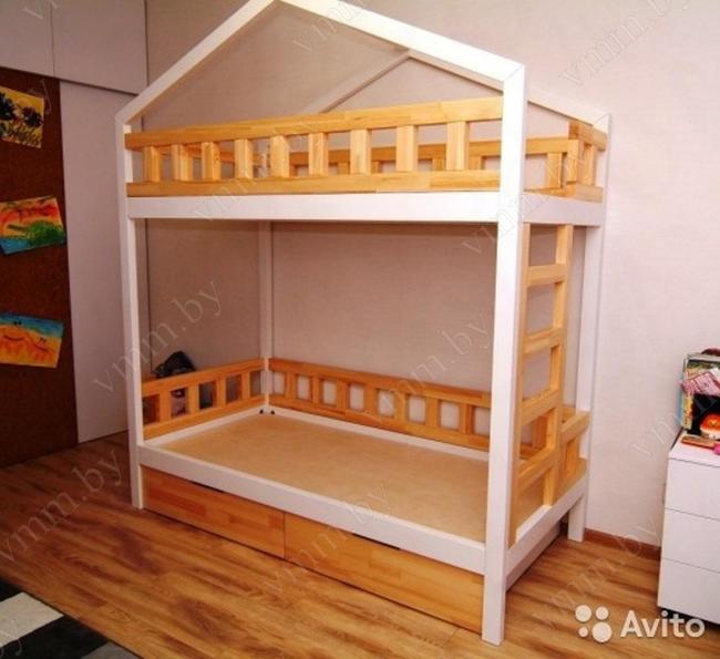 Dvuyarusnaya krovat 1