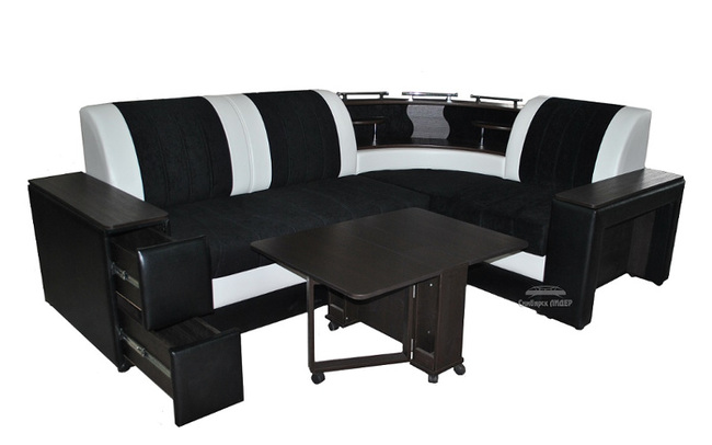 Favorit 5 stolik 1.1.