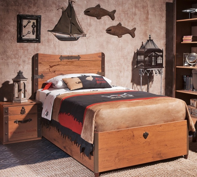 Krovat pirate 3