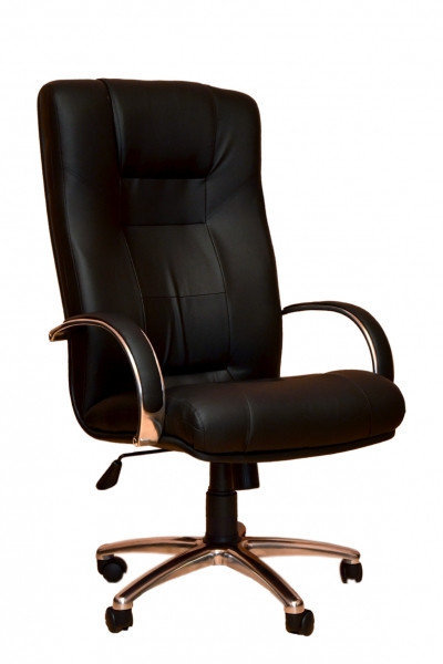 Chernoe kreslo ofisnoe