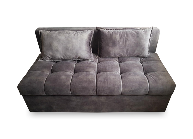 Pryamoi divan bez podlokotnikov so styazhkoi