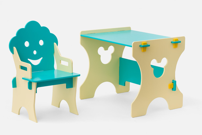 Detskij stolik i stulchik gnom semicvetiki biruzovo bezhevyj