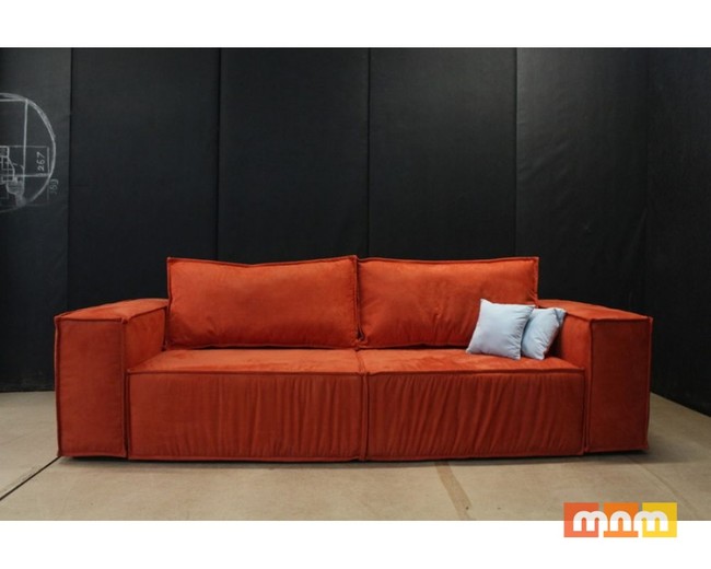 Loft krasnii divan 1