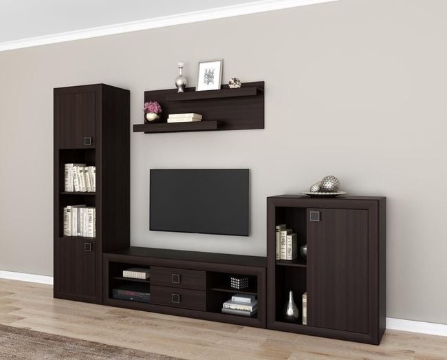 Stenka gorka v gostinnuy 10