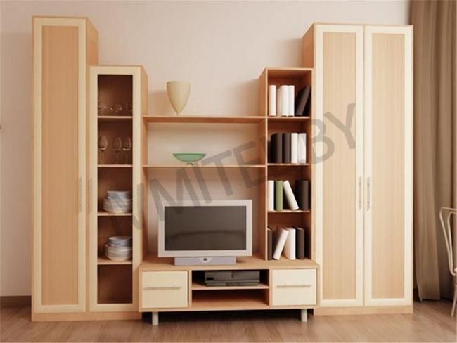 Stenka gorka v gostinnuy 13