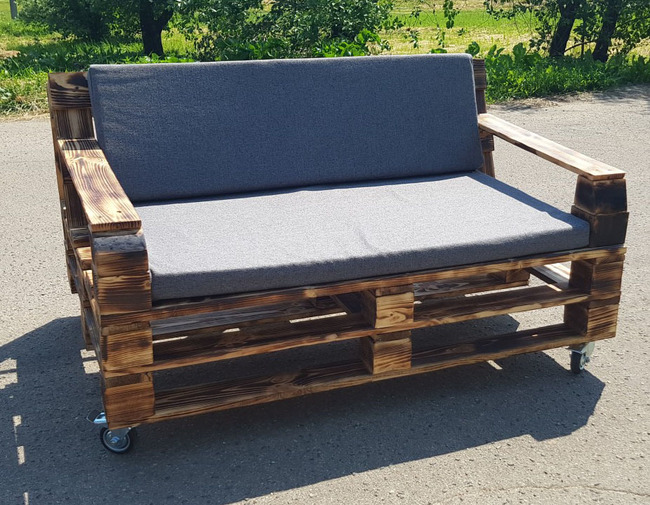 Divan iz poddonov2 1