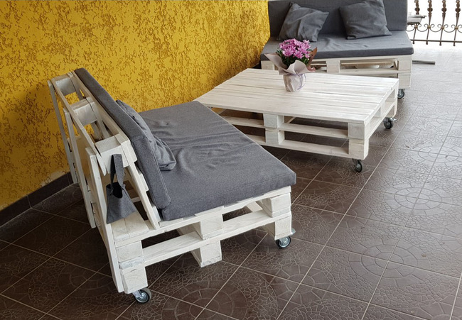 Divan iz poddonov4 1