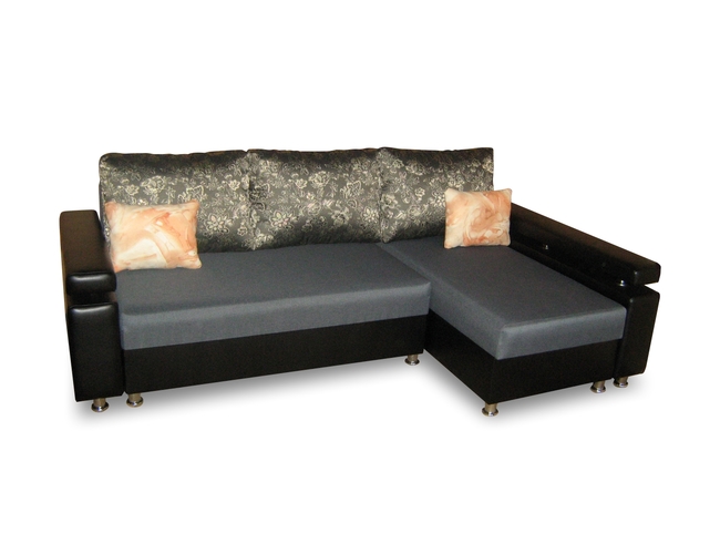 Uglovoi divan s mehanizmom raskladki i yaschikom