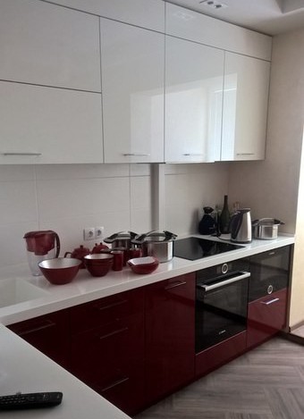 Kitchenredwhite2