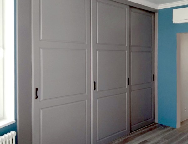 Klassicheskij shkaf 3%282%29 600x460w