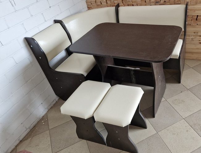 Img 3c3e5f2b97e16159a4ca1d16c0594588 v