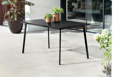 381856950 w640 h640 381856950