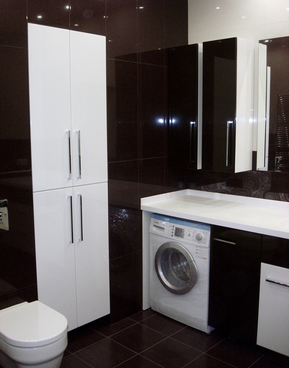 1672644983 pro dachnikov com p vstroennie shkafi v vannoi komnate foto 65