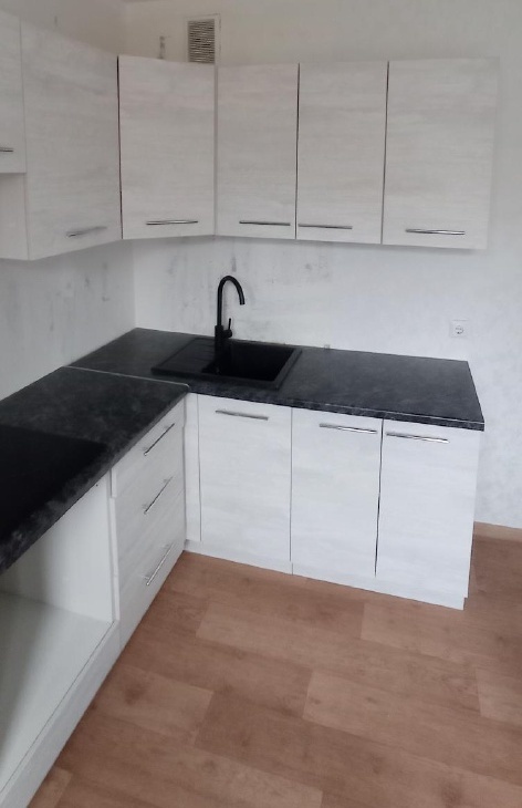 Image 1376289749814059